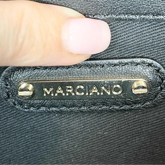 Marciano Black Leather Shoulder Envelope Bag Clutch Gold Chain And Details - Picture 5 of 12